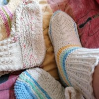 Ръчно плетени чорапи , снимка 8 - Други - 38096511