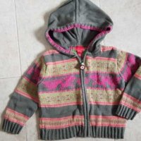 Esprit детска жилетка, снимка 1 - Детски пуловери и жилетки - 30266533