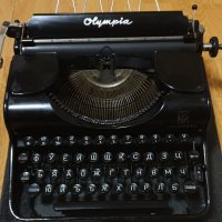 Пишещи машини Адлер,Олимпия,Континентал,Ерика,Триумф, снимка 4 - Антикварни и старинни предмети - 37339405