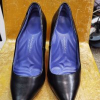 Дамски обувки Antonia saint 39 номер, снимка 2 - Дамски обувки на ток - 34967368