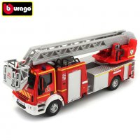 Bburago Пожарна кола Iveco Magirus 1:50 18 32001, снимка 2 - Коли, камиони, мотори, писти - 38668172