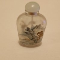    китайска бутилка за емфие е направена от стъкло, вътрешната повърхност е изрисувана с графики на , снимка 1 - Антикварни и старинни предмети - 42794527