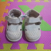 Буйки за прохождане , снимка 4 - Бебешки обувки - 44642987