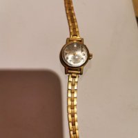 Продавам часовника SLAVA , снимка 2 - Дамски - 42300747