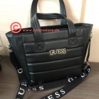 Луксозна чанта  Guess код DS 429, снимка 1 - Чанти - 33783112