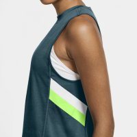 Nike T-Shirts Dri Fit Stripe Sleeveless - страхотен дамски потник, снимка 3 - Потници - 36623040