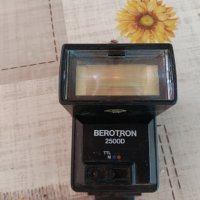 Berotron 2500D Светкавица, снимка 2 - Светкавици, студийно осветление - 42632853