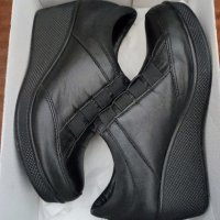Нови дамски обувки , снимка 1 - Дамски ежедневни обувки - 42466223