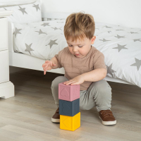 Bigjigs Toys Силиконови сензорни кубчета - 3 бр меки играчки за бебета и малки деца 3+ месеца, снимка 7 - Образователни игри - 44530906