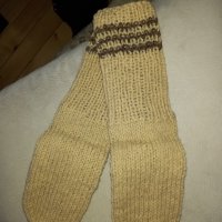 Ръчно плетени детски вълнени чорапи, снимка 1 - Чорапи - 38656280