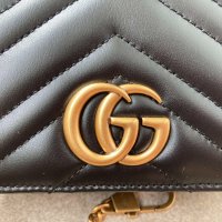Gucci коженa мини Beloved чанта Гучи Златно Gold GG лого Made in Italy, снимка 5 - Чанти - 38410508