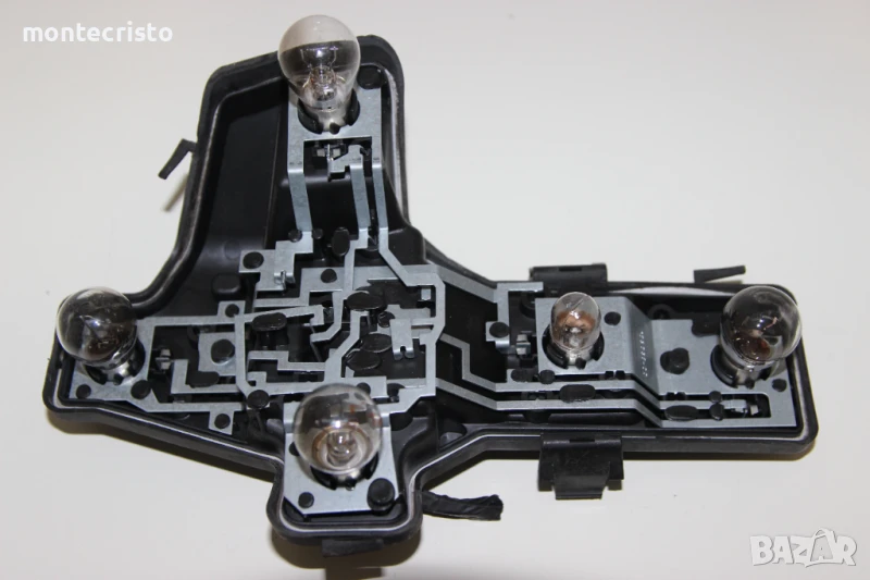 Лява платка стоп VW Touran (2003-2010г.) 1T0945257D / 1T0 945 257 D ляв ламподържач, снимка 1