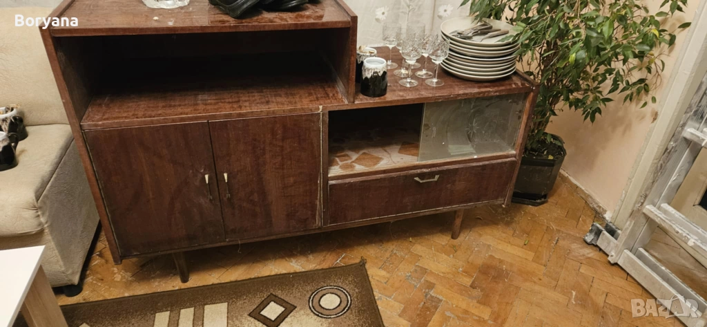 подарявам стар шкаф, снимка 1