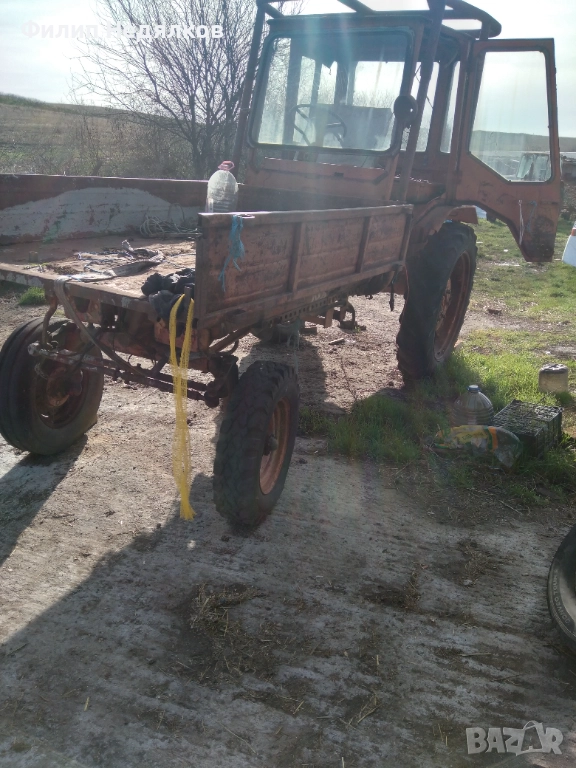 Продавам самоходно шаси и косачка. , снимка 1