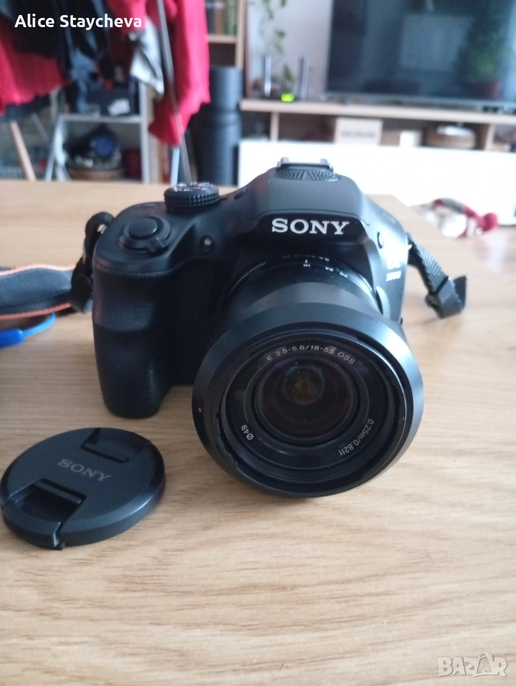 Фотоапарат Sony Alfa 3000, снимка 1