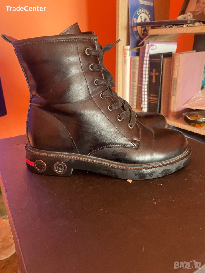 Дамски боти 38ми номер, снимка 1