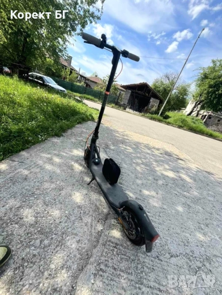 Продавам електрическа тротинетка Ninebot F2 Plus KickScooter (Segway), снимка 1