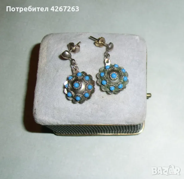 Ретро обици със сини кабошончета, снимка 1