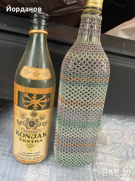 старо шише от коняк Албания декорация бамбук, снимка 1