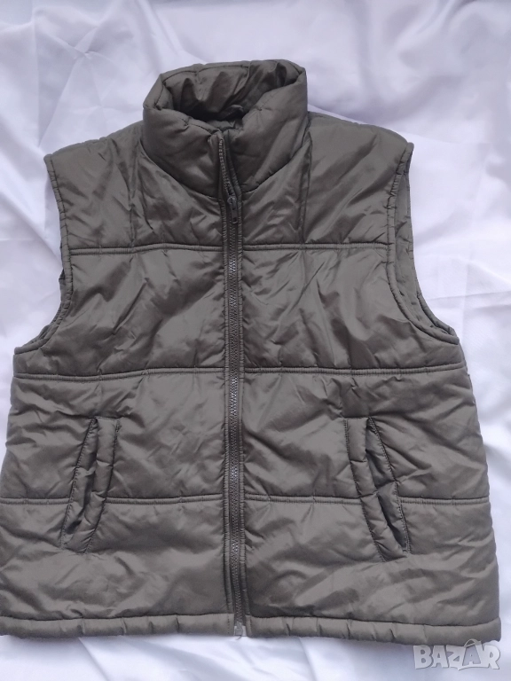 One by one - НОВ дамски елек в милитъри зелен цвят, снимка 1