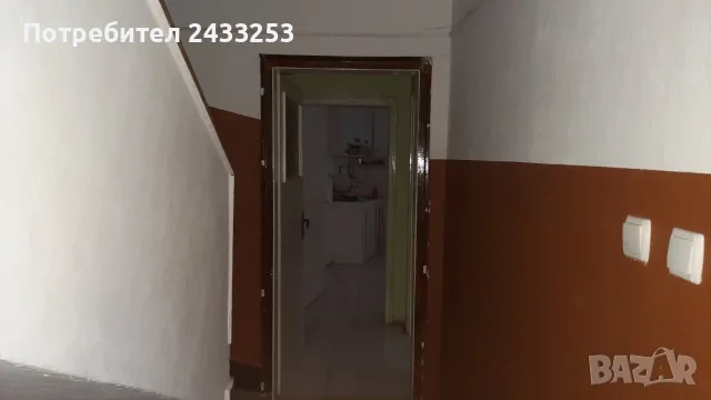 Къща с двор под наем, снимка 6 - Къщи - 56457674