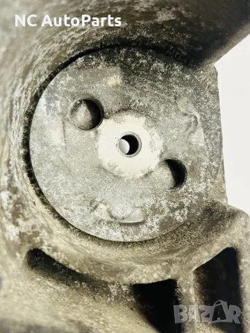 Стойка за хидравлична помпа за Iveco Ивеко Дейли 2.3 дизел 504136566 Iveco 2007, снимка 6 - Части - 49709734