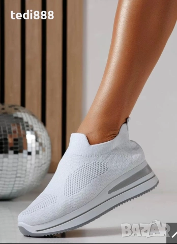 нови, снимка 2 - Маратонки - 54218432