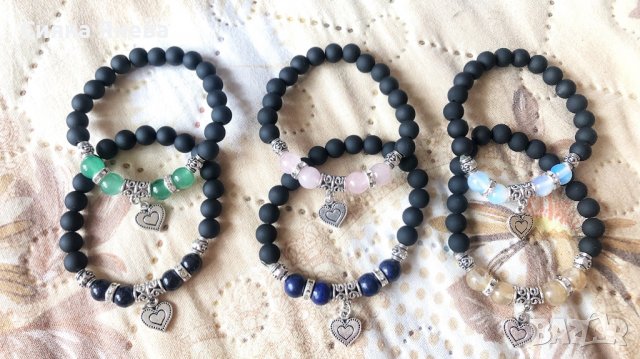 2 ръчнонаправени гривни с кристали