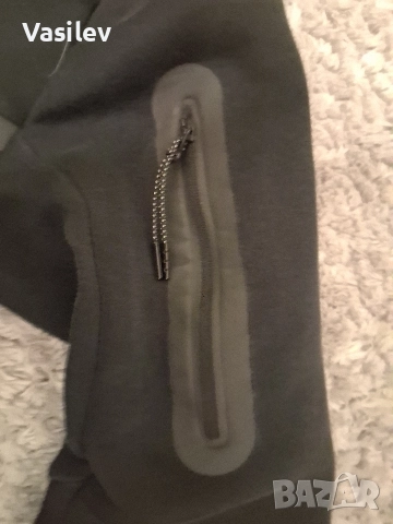 Nike tech flecce S, снимка 4 - Суичъри - 52643045