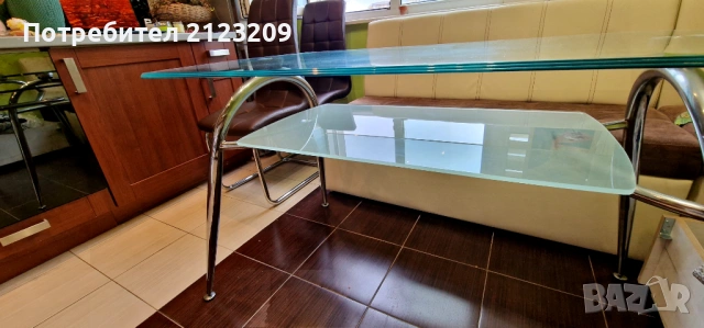 Стъклена трапезна маса, снимка 5 - Маси - 53937209