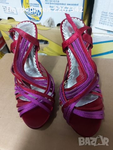 Дамски обувки RED LIPS , снимка 1 - Дамски елегантни обувки - 39009891
