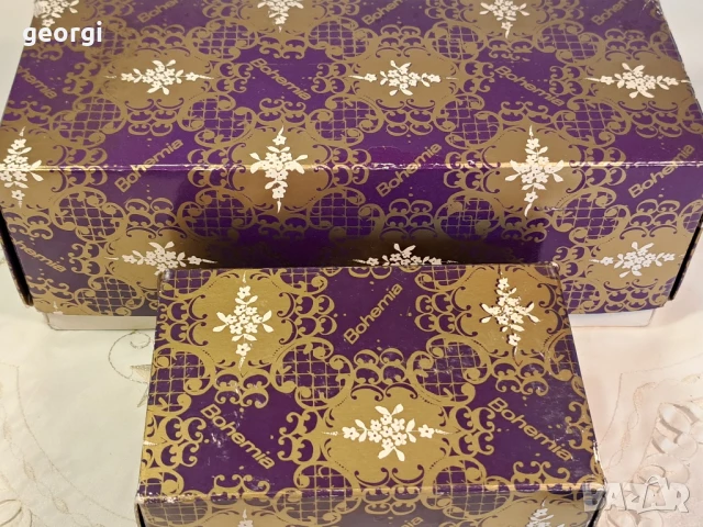 ваза с две чаши розово стъкло с позлата Bohemia , снимка 16 - Антикварни и старинни предмети - 50946044