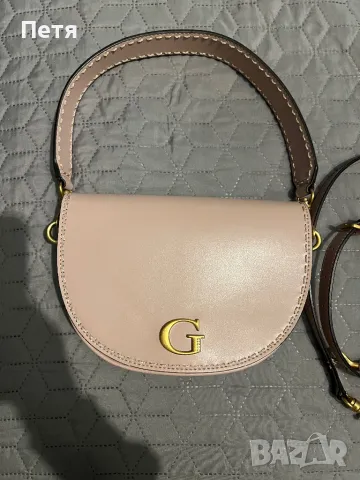 Розова чанта Guess, снимка 2 - Чанти - 48075171
