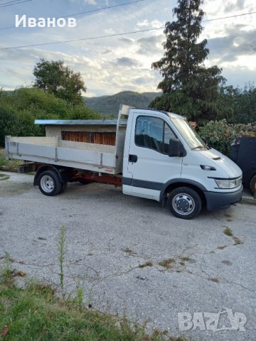 Извършвам транспортни услуги и изкопни работи