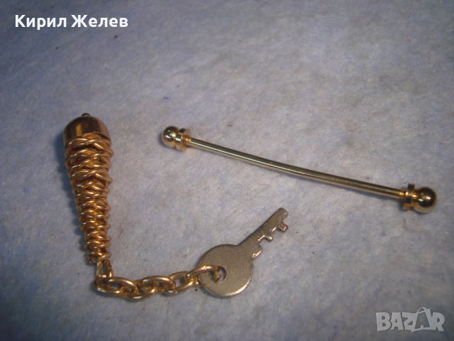 ДВЕ СТАРИ РЕДКИ ПОЗЛАТЕНИ РЕТРО - АРТ ВИНТИДЖ УКРАШЕНИЯ 29367