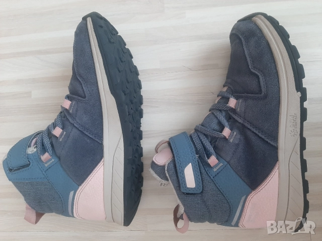 Детски зимни боти от Decathlon, снимка 5 - Детски боти и ботуши - 51961878