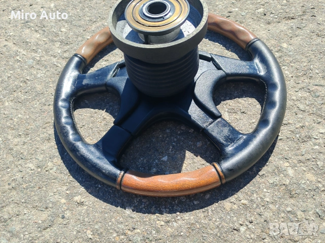 Волан МОМО от Mercedes W124, снимка 12 - Части - 54139492