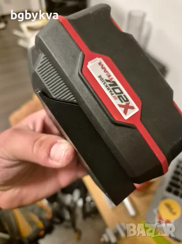 Стойки за стена за батерии и машини Parkside x20v, снимка 3 - Бормашини - 48912972