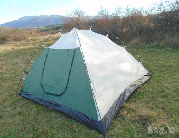 Четириместна палатка COMFORT QUEST, снимка 8 - Палатки - 53070858