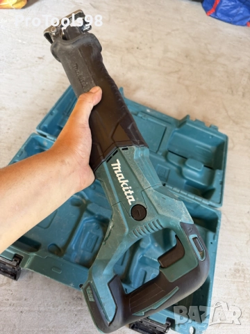 Makita DJR186 саблен трион, снимка 3 - Триони и циркуляри - 55971251