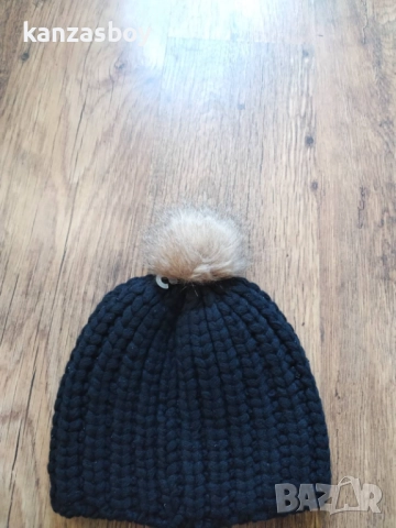 66°North - страхотна зимна шапка КАТО НОВА, снимка 4 - Шапки - 52239367