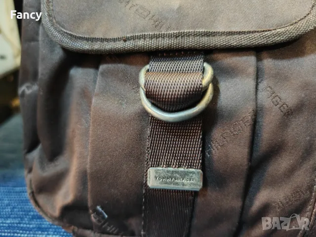 Оригинална чанта Tommy Hilfiger, снимка 5 - Чанти - 49262000