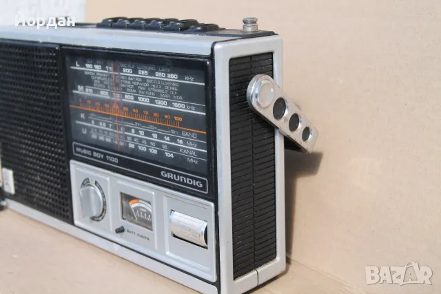 Радио ''Grundig Music Boy 1100'', снимка 6 - Радиокасетофони, транзистори - 56535157