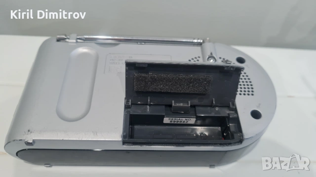 Sony ICF-304, снимка 7 - Радиокасетофони, транзистори - 53903675
