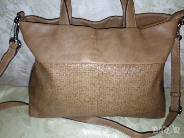 Esprit-Нова голяма кожена дамска чанта с плетеници, снимка 3 - Чанти - 42858680