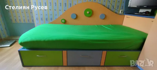 210865  детска стая легло  190/85 см + двукрилен детски MDF МДФ гардероб цена 344 евро  -235см висок, снимка 3 - Спални и легла - 55747167