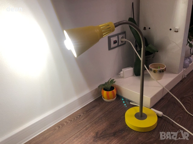 Дизайнерска лед настолна лампа, снимка 11 - Настолни лампи - 53915983