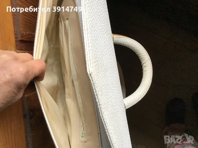 Дамска чанта ‘полумесец Rodelle UK, кремаво бяла, откачаща се презрамка, голяма, чудесно състояние, снимка 14 - Чанти - 48321833