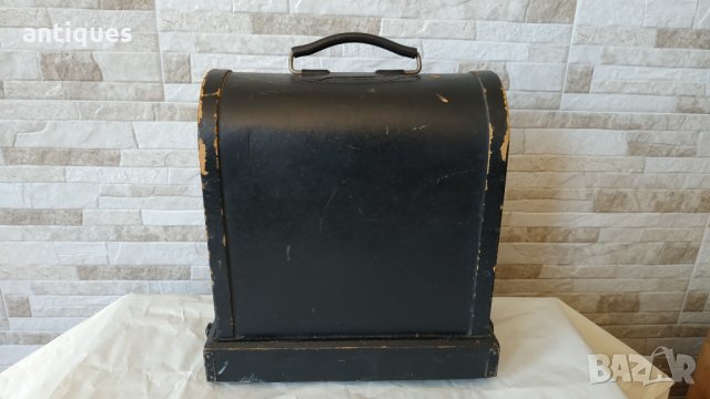 Стар руски Филмоскоп (Диапроектор) ФГК-49, 1950г. - Сделано в СССР - Антика, снимка 11 - Антикварни и старинни предмети - 30067214