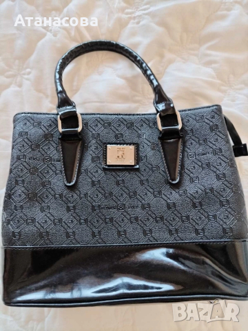 дамска лачена чанта , снимка 5 - Чанти - 51798594